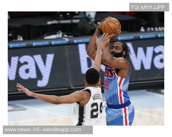 菜鸟埃奇库姆表现出色砍下23分5板4断尼德豪泽贡献6分10板2帽展现实力