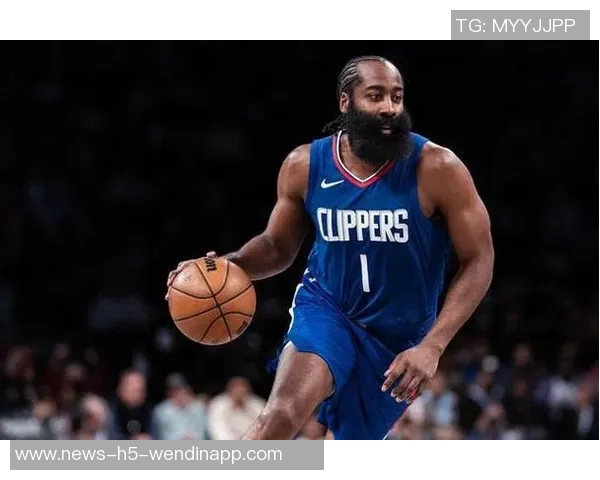 哈登带伤坚持出战31分钟贡献13分6助攻3抢断表现令人担忧